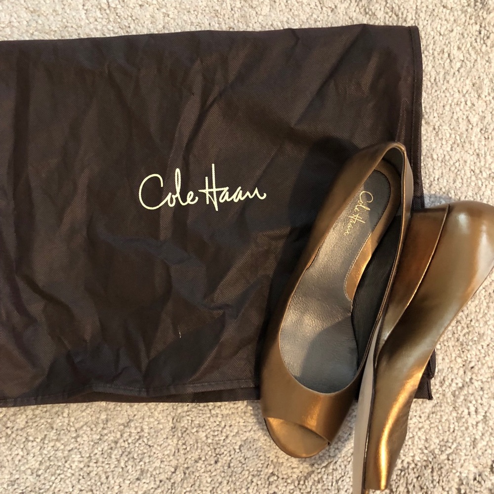 Women’s Shoes